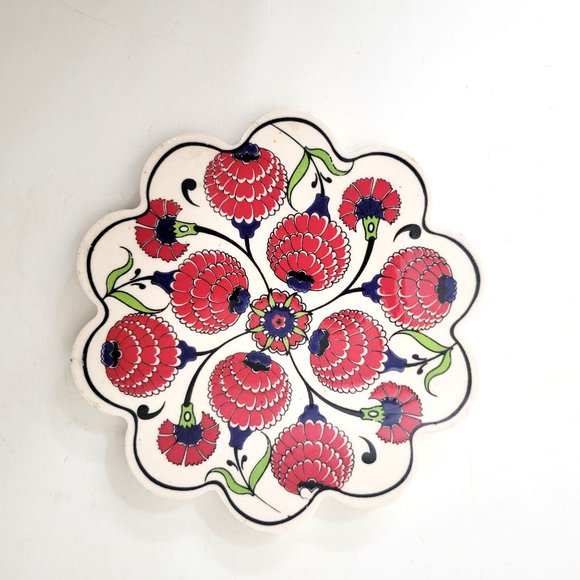 Vintage Other - Pottery Floral Trivet Red Flowers